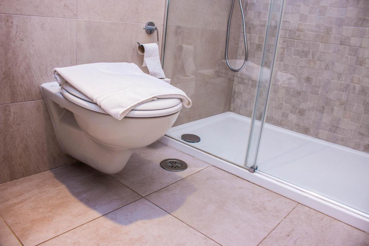 Black Swan The Penthouse Seville Ngoại thất bức ảnh